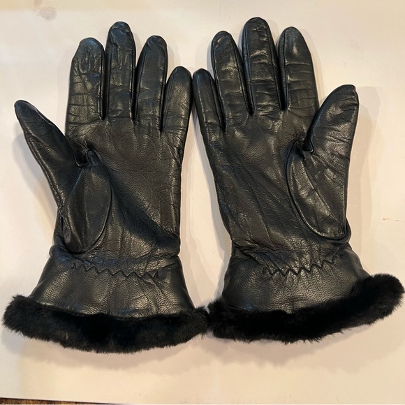 Vtg -Fownes -Black Leather Gloves-Faux Fur Cuff-Sz 8-EUC - Picture 2 of 3